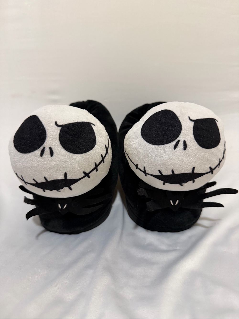 Jack Skellington kids slippers/walmart size 5/6